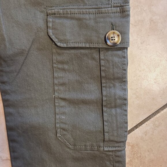 Democracy "Ab"solution Woven Women's Capris, Size 4, Excellent Condition - Picture 5 of 9